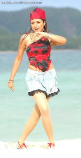 Trisha http://tamilactressphotozz.blogspot.com/