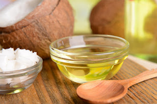 8 Reasons to have Coconut oil nearby