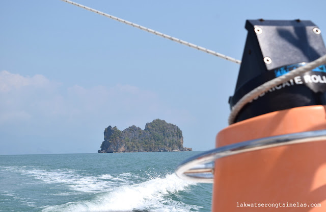 A BIRD’S EYE VIEW OF LANGKAWI VIA A PARASAIL