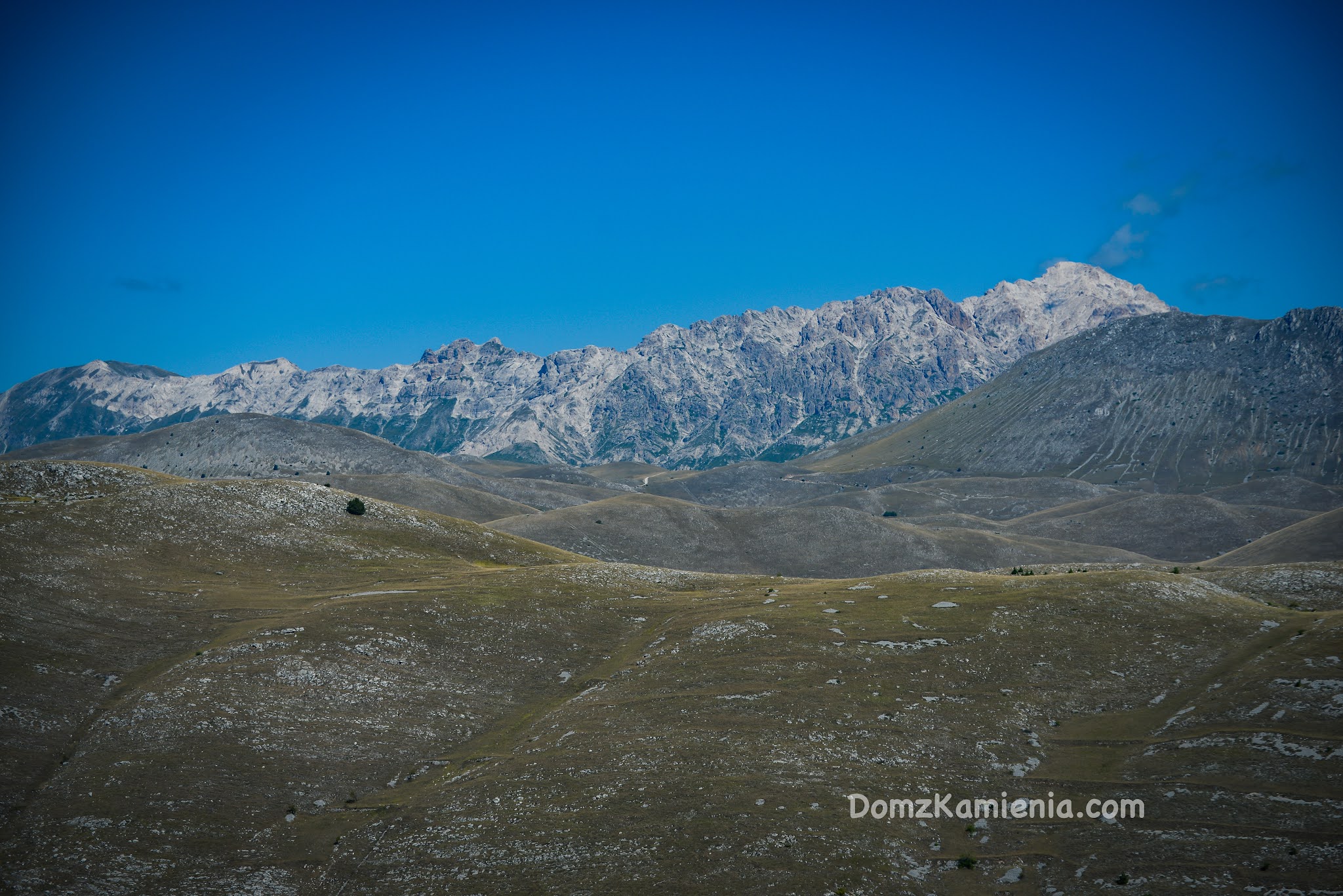 Abruzzo - Rocca Calascio Dom z Kamienia blog