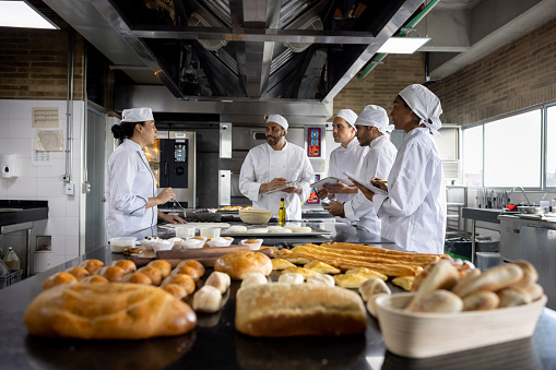 manfaat-program-pelatihan-membuat-roti-bagi-peningkatan-usaha-kuliner