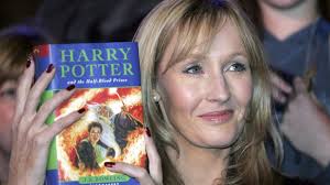 Kisah Sukses Joanne Kathleen Rowling - Harry Potter