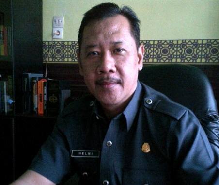 
Kajari Lahat Tetapkan 2 Tsk Kasus Dugaan Korupsi Pengadaan SIMPEG Di BKD  2010.                                                  
