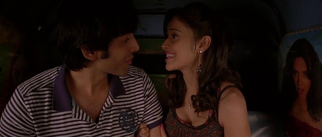 Pyaar Ka Punchnama movie hot stills