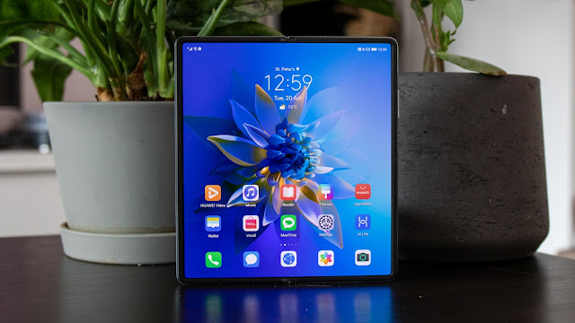 5. Huawei Mate X2