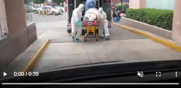 Captan llegada de paciente con Coronavirus al Hospital 194 de Naucalpan. 
