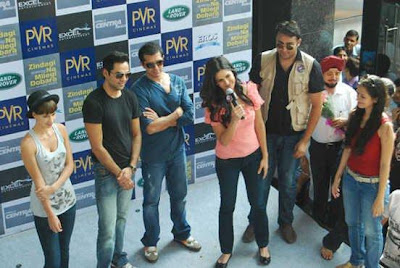 Katrina, Abhay, Farhan And Kalki Visited @ ZNMD promotion In Chandigarh
