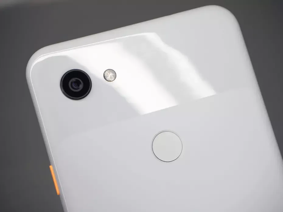 is-it-worth-buying-google-pixel-3a-in-2025