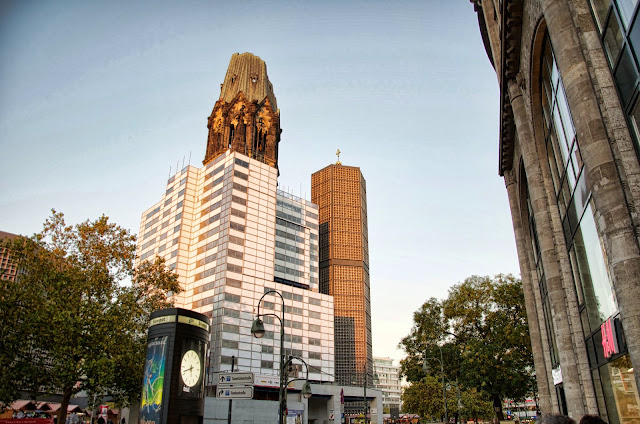 Baustelle Kaiser-Wilhelm-Gedächtnis-Kirche, Denkmalgerechte Sanierung der Turmruine, Breitscheidplatz, 10789 Berlin, 24.10.2013