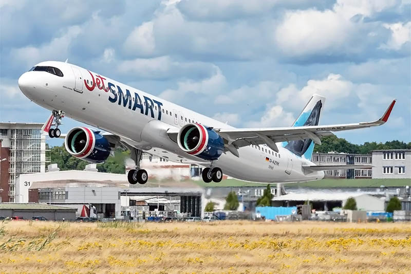 JetSmart reafirma su intención de operar vuelos domésticos en Colombia en el corto plazo