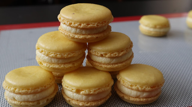 the finished Lemon Macarons