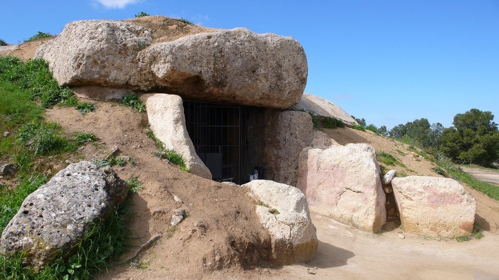 dolmens-of-antequera-4