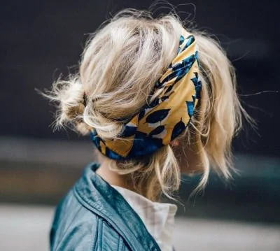 the art of scarf blog cover photo - watereverysunday