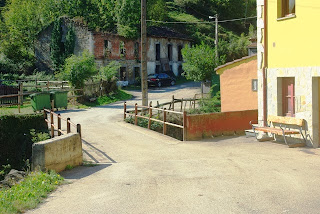 Pola de Lena, inicio de la ruta al valle del Naredo