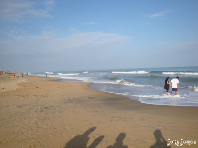 Thiruvanmiyur Beach