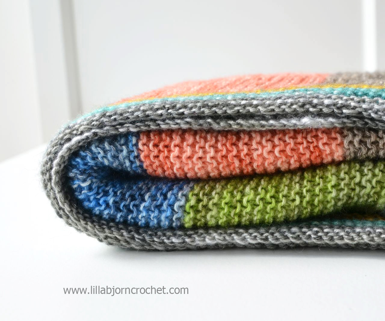 Spirit Baby Blanket - super easy and FREE  knitting pattern by Lilla Bjorn crochet