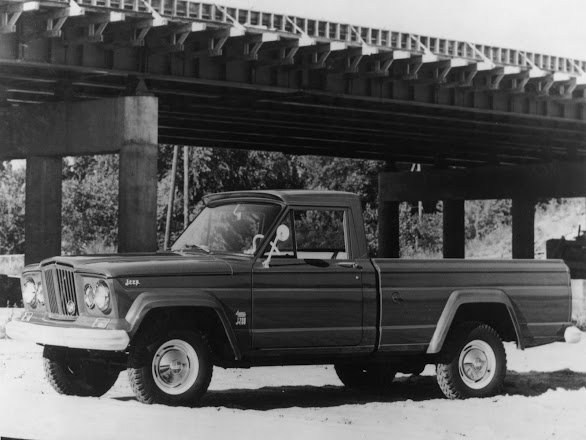 Jeep Gladiator 1963 (1)