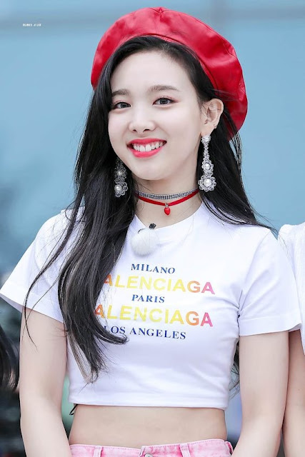 Profile dan 15 FAKTA Nayeon TWICE (Im Na-yeon)