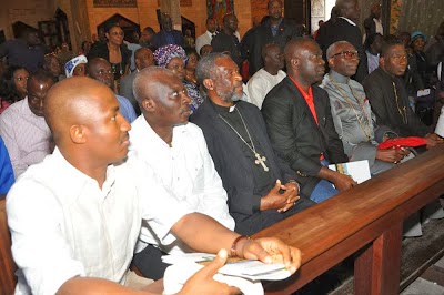 president Jonathan with other Pilgrims