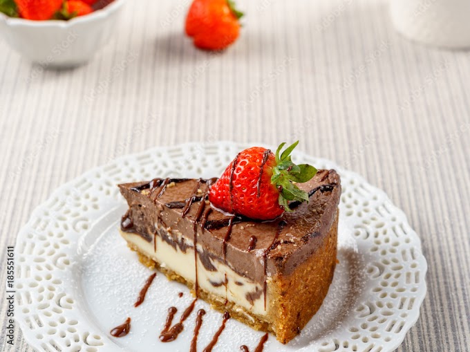 Chocolate Strawberry Cheesecake - Best Desserts