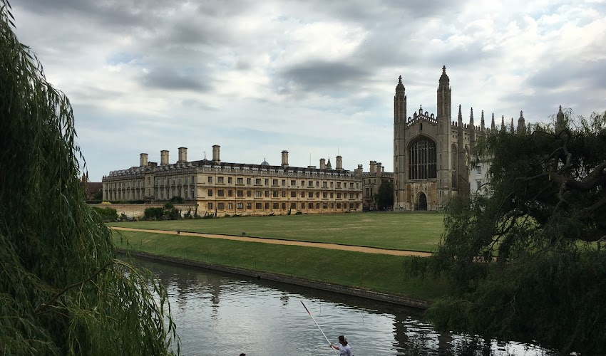 Captivating Cambridge: Market Cake, AirBNB, and a Magical Piece of Cheese