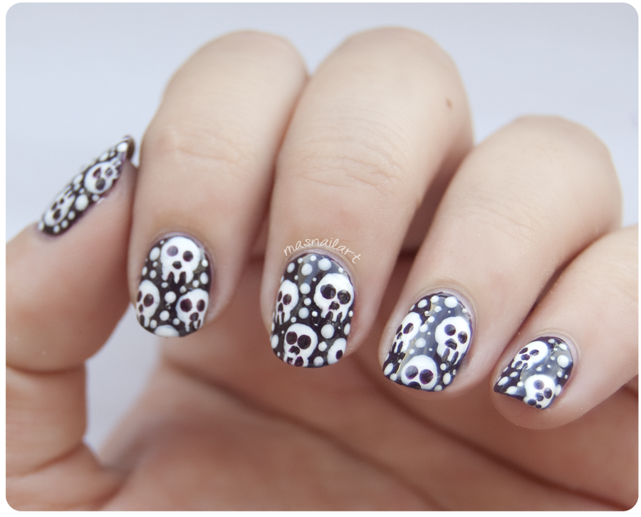 Calavera Nails Art