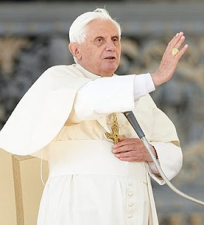Bento XVI, o Papa das cavernas