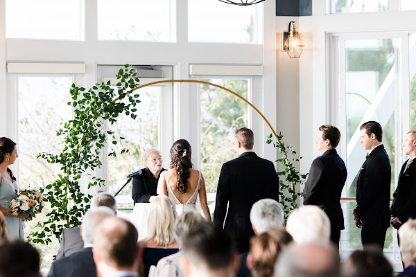 Chesapeake Bay Beach Club Wedding photographed by Heather Ryan Photography