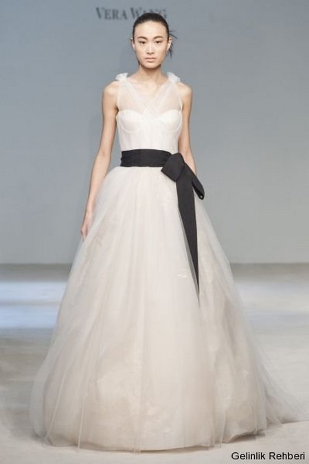 vera wang 2011 wedding dresses