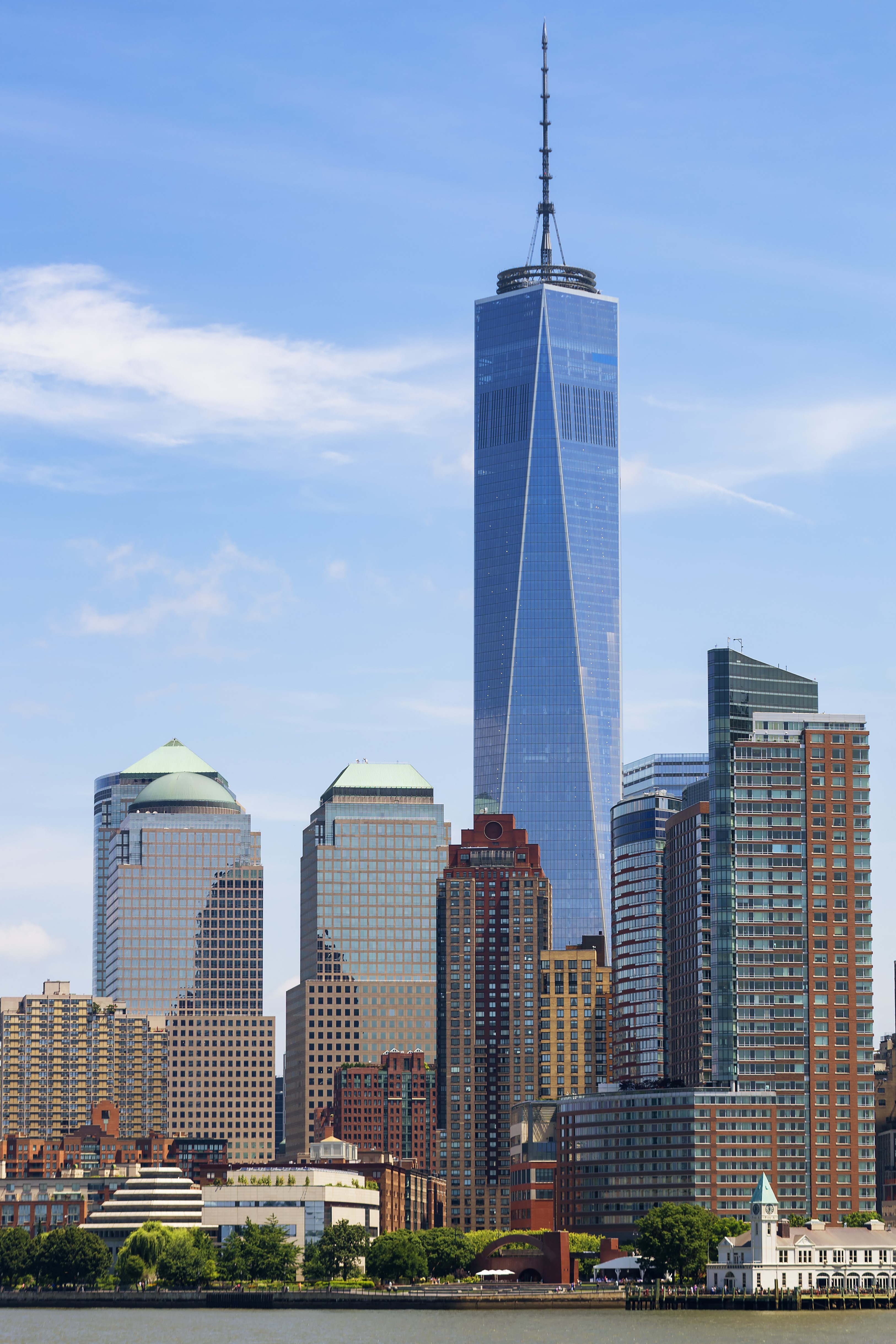 <a href="https://www.civilengineerdwg.com/"><img src="One World Trade Center.jpg" alt="Contoh Proyek Konstruksi Bangunan Gedung"></a>