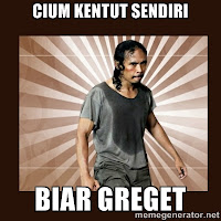 meme-cium-kentut-sendiri