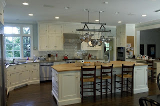 Cottage Kitchen Cabinets