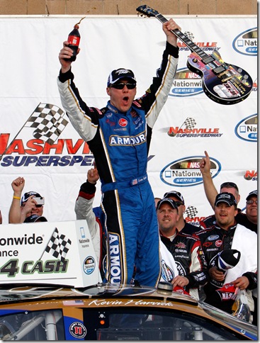 Nashville NNS Harvick VL