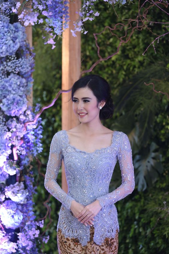 20 Model Baju  Kebaya  Modern Terbaru 2022 Mesin Jahit