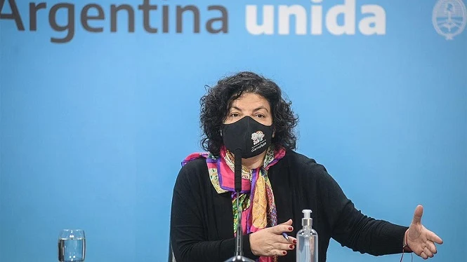 "Ni Pfizer pidió los glaciares ni el Gobierno pidió coimas", afirmó la ministra Vizzotti