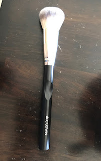 crown brush medium face contour brush