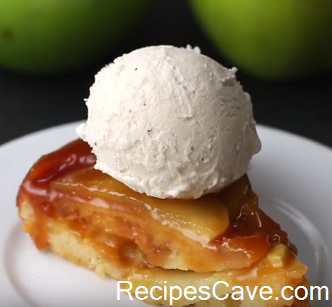 Best Caramel Apple Upside-Down Cake Recipe