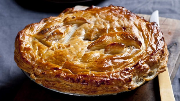 Chicken, Leek and Mushroom Pie #dinnereasy #quickandeasy #dinnerrecipe #lunch #amazingappatizer