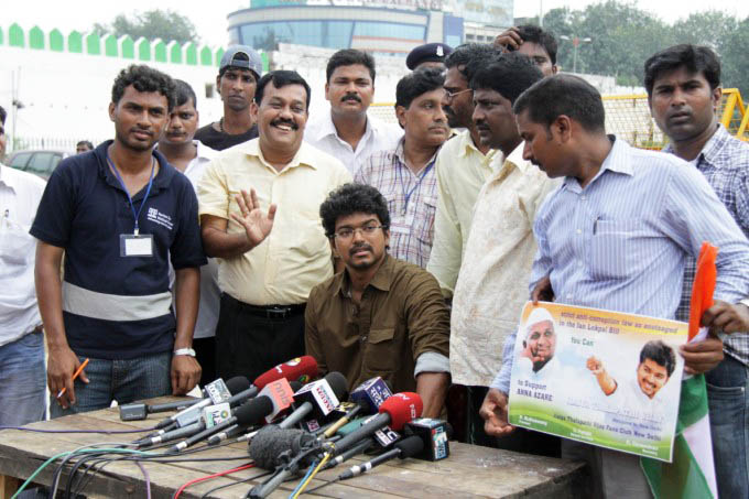 Vijay to fast with Anna Hazare cinema gallery