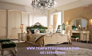 Set tempat tidur utama