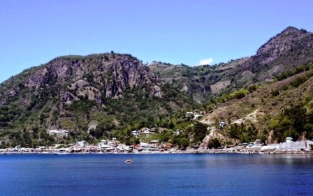 Obyek Wisata Pantai Eksotik Lahilote Gorontalo