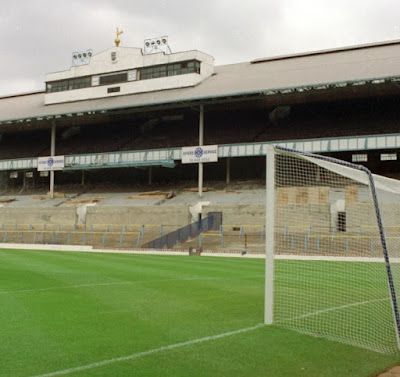 iconic football stadiums that no longer exist