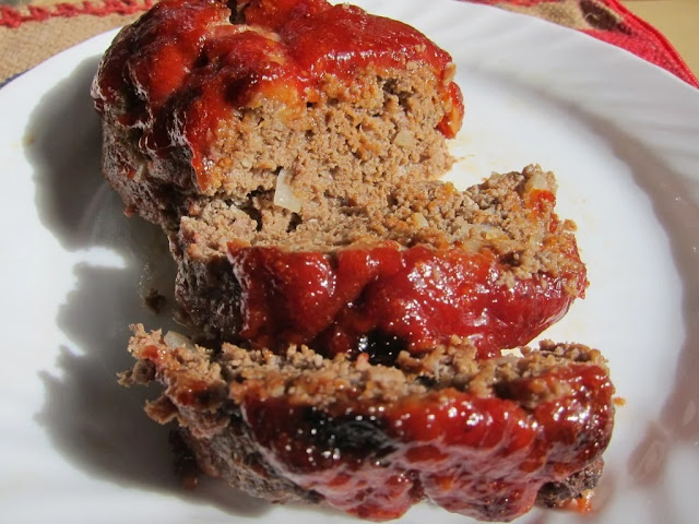 Classic Meatloaf Recipe: A Comforting Family Favorite