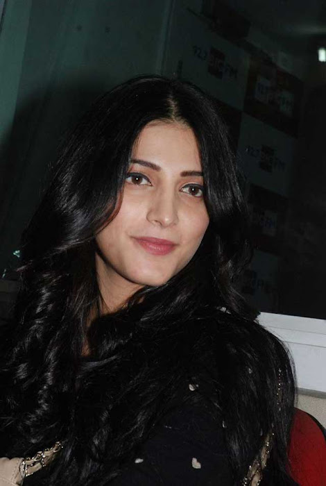 shruti haasan unseen pics