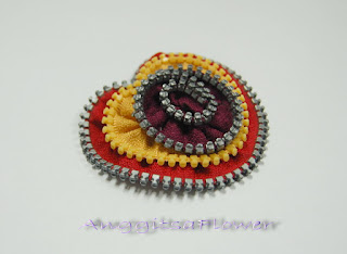 Bros Zipper / Resleting (Zipper Heart Brooch)