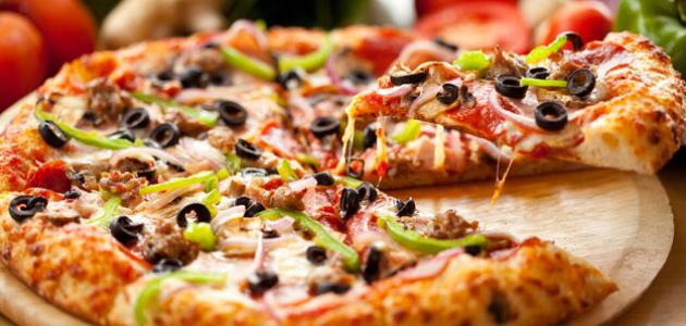 طريقة عمل البيتزا الإيطالية كأنك بمطعم إيطالي حقيقي