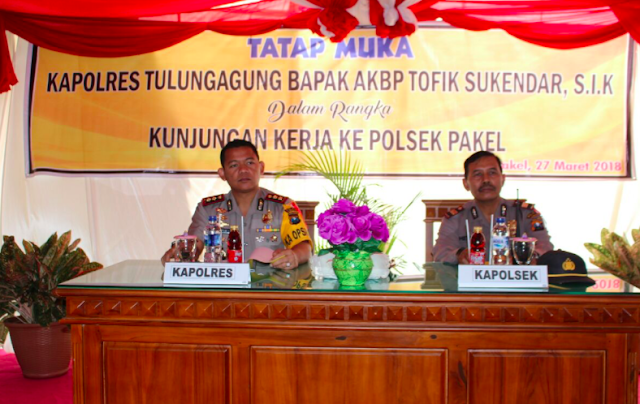 Kapolres Mengunjungi Mapolsek Pakel