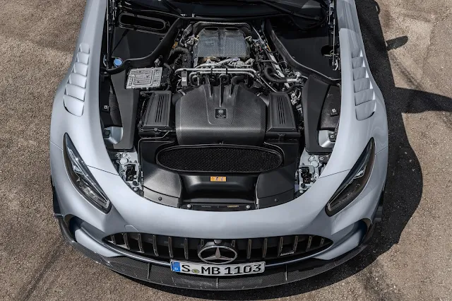 Mercedes-AMG GT Black Series / AutosMk