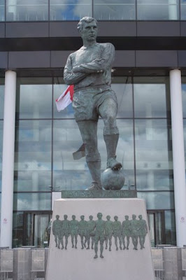 Monument a Bobby Moore al Wembley Stadium