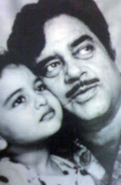 Sonakshi Sinha  with father